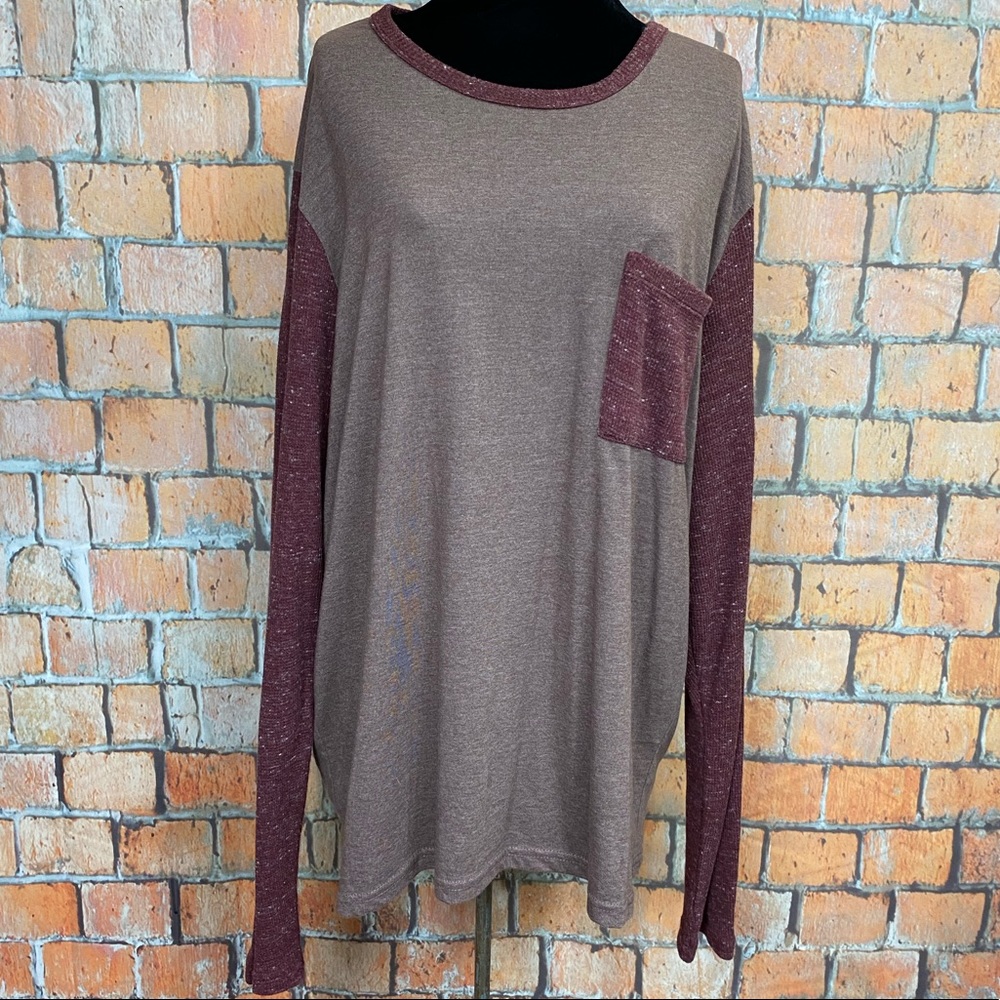 Arizona Jean Company Thermal Sleeve‎ Tee Shirt